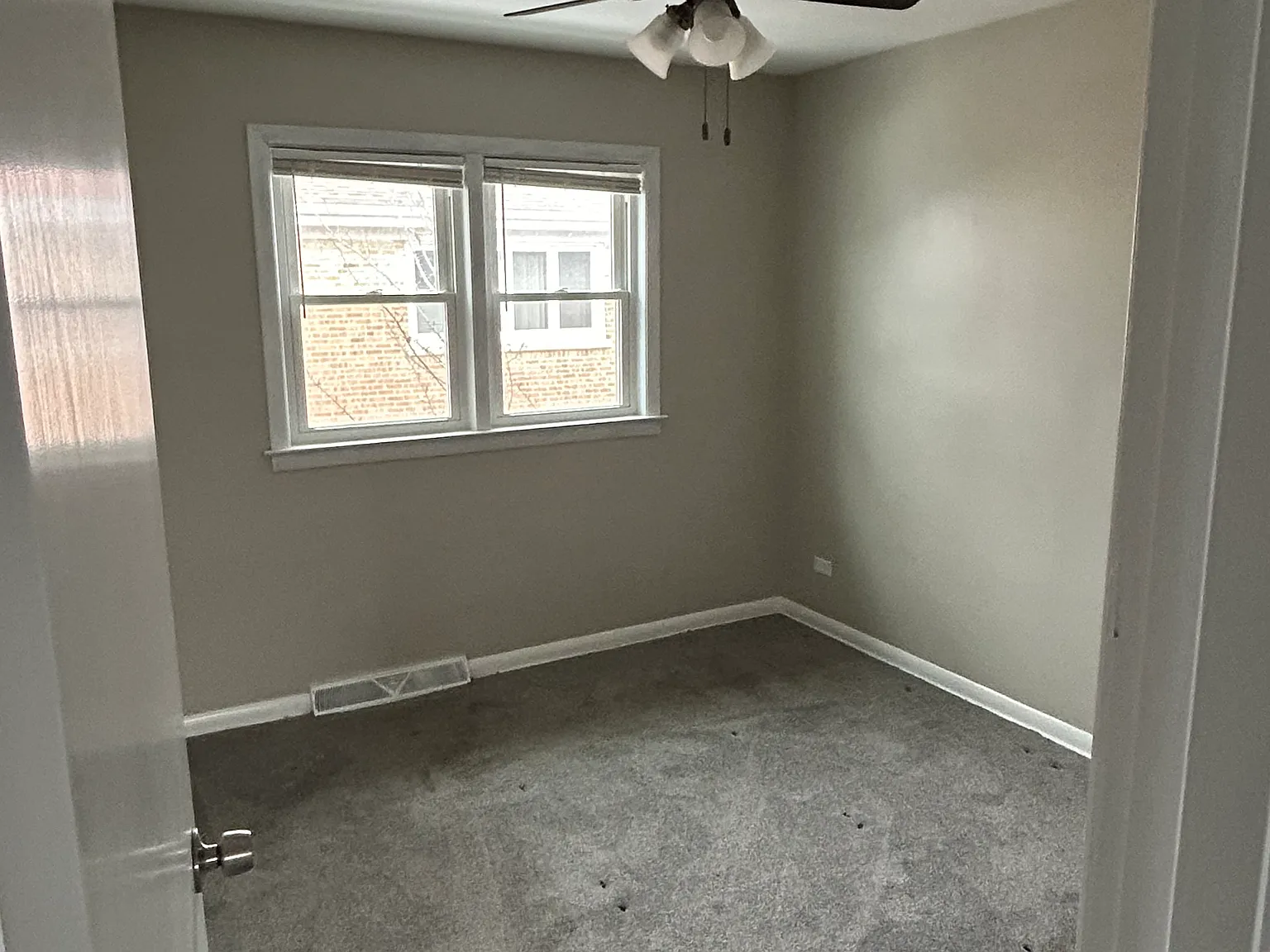 3 bed, $2,450 — Photo 1