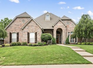 7913 Chaddington Dr, North Richland Hills, TX 76182
