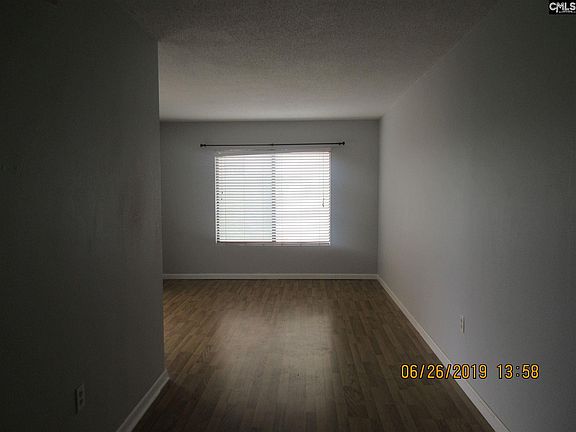 3rd image of 1600 Park Cir APT 1115