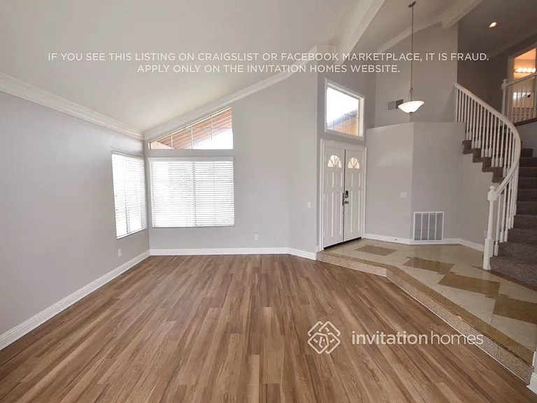 27451 Echo Canyon Ct — Photo 2