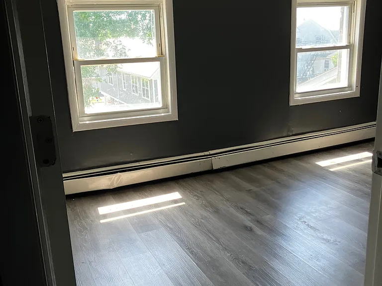 202 Littleton Ave #3 — Photo 9
