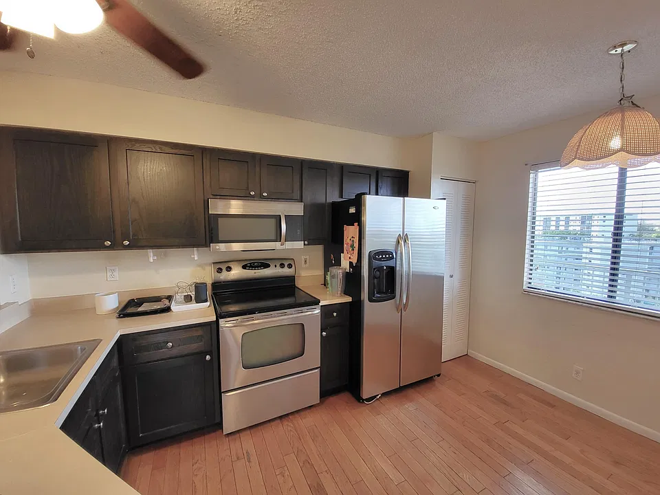 2232 N Cypress Bend Dr #707