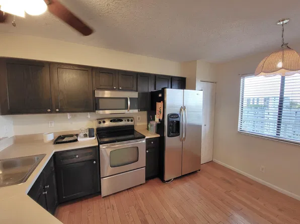 2232 N Cypress Bend Dr APT 707, Pompano Beach, FL 33069