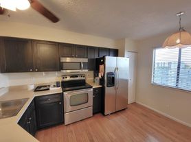 2232 N Cypress Bend Dr