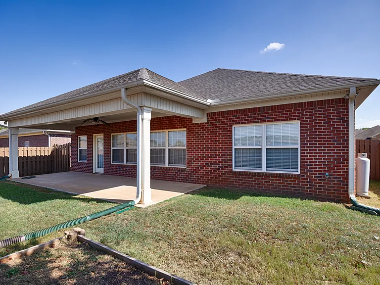 29863 Thunderpaw Dr — Photo 20
