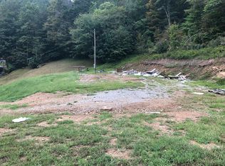 2724 Ky Route 3380, Teaberry, KY 41660