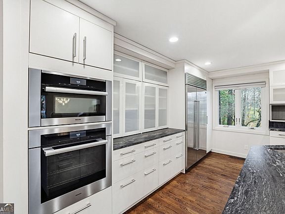 5th image of 3046 Vinings Ferry Dr SE