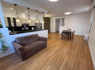 6055 Woodbine St APT 1, Ridgewood, NY 11385