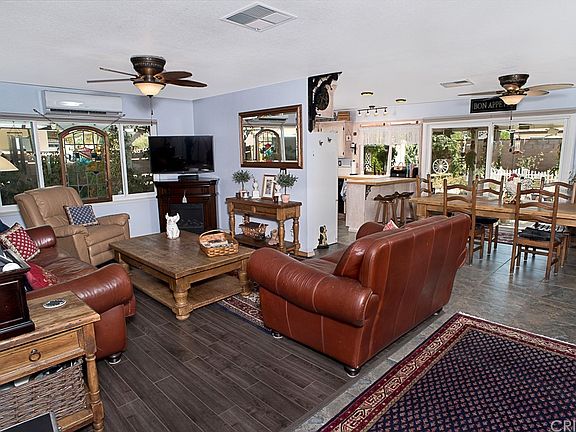 3rd image of 20308 Cedarcreek St