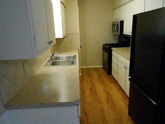 2nd image of 2542 Jonesboro Ave