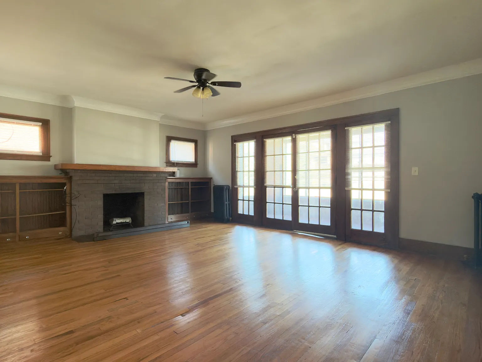 3 bed, 1000 sqft, $1,400 — Photo 4