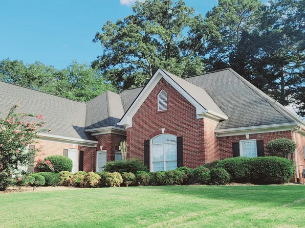 2561 Old Salem Cir SE, Conyers, GA 30013