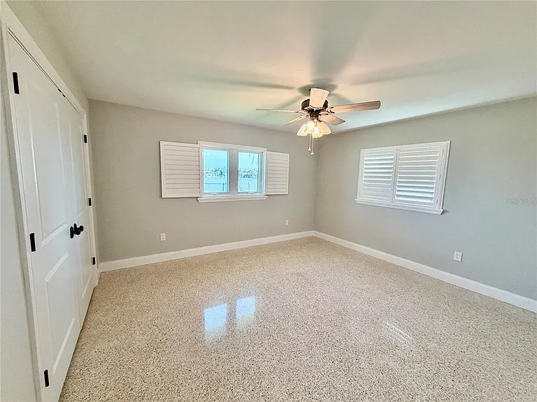 17045 Dolphin Dr — Photo 13