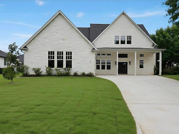 2nd image of 83 Bent Tree Ln