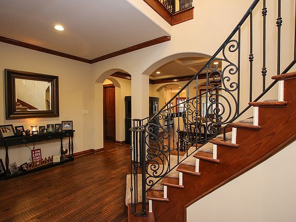 Stunning Circular Staircase
