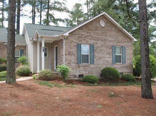 42 Holly Pines Dr, Pinehurst, NC 28374