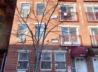144-11 Barclay Ave #8, Flushing, NY 11355