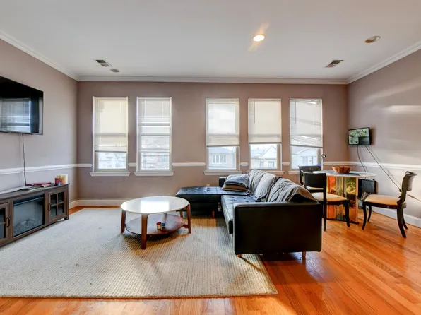 572 Liberty Avenue image 1 of 15