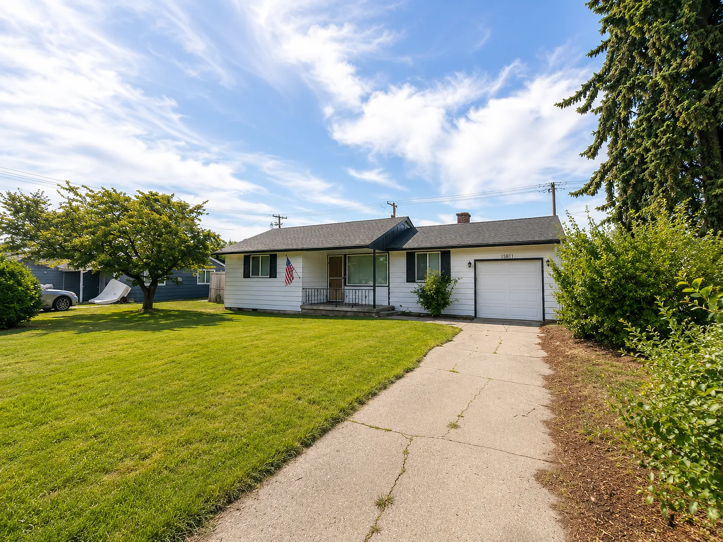 Charming 3-Bedroom Home in Airway Heights — Photo 2