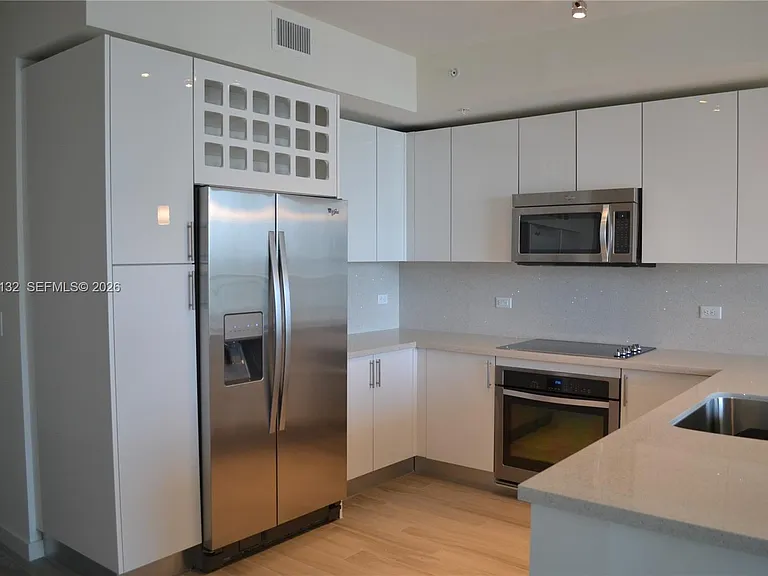999 SW 1st Ave #3202 — Photo 21
