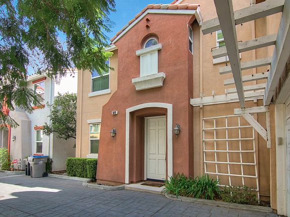 3rd image of 5012 Gelia Way