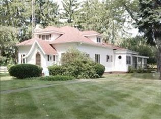 40640 Paw Paw Rd, Paw Paw, MI 49079