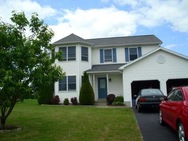 1st image of 12 Ambrose Dr