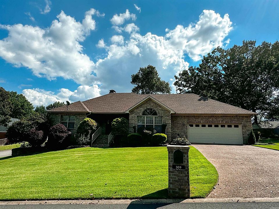 1st image of 309 River Oaks Blvd