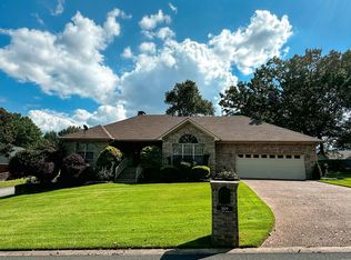 309 River Oaks Blvd, Searcy, AR 72143