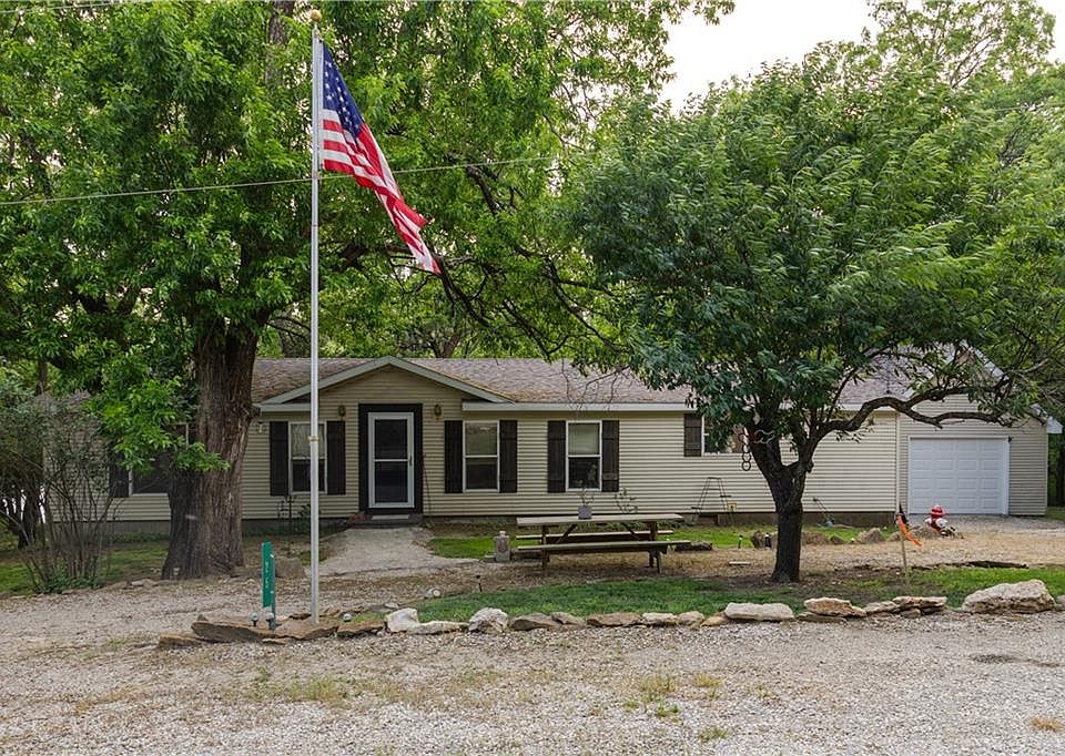 1st image of 25 El Dorado Ln