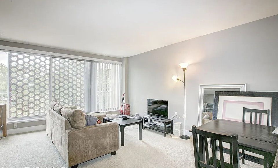 1st image of 800 4th St SW APT S405