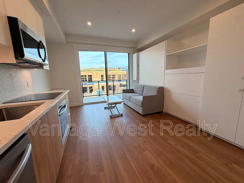 Studio, 1.0 bath, 340 sqft, $1,475 — Photo 1