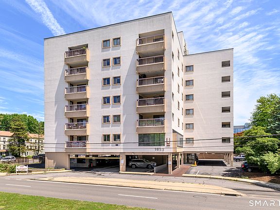 2nd image of 1633 Washington Boulevard #5F