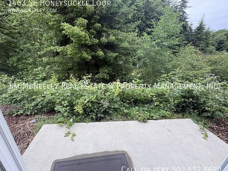 1463 SE Honeysuckle Loop — Photo 28