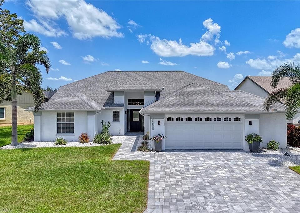 1st image of 22589 Island Lakes DR