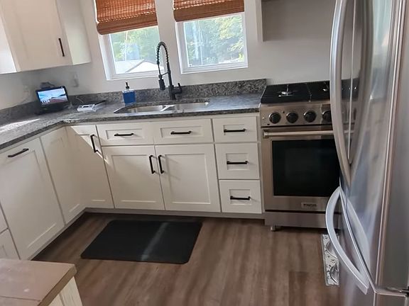 3rd image of 180 Lakeland Ridge Rd