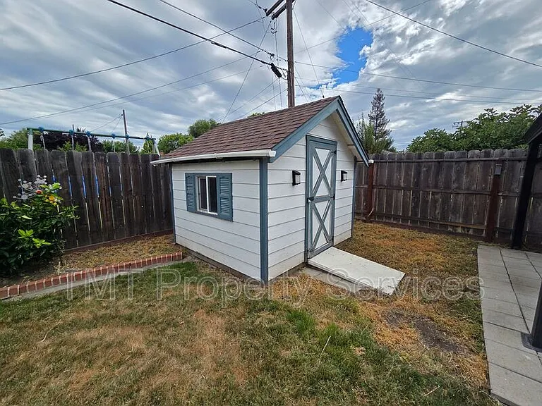 9 W Robinhood Dr — Photo 79