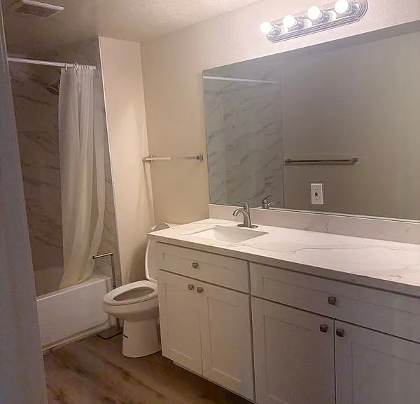 33 Atlas Ave #11 — Photo 6