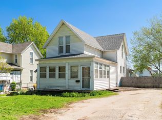 817 Buchanan St, Des Moines, IA 50316