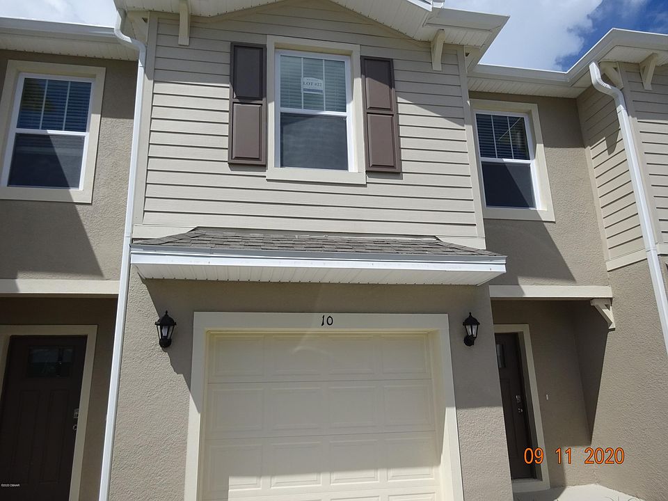 1st image of 10 Bella Lago Cir
