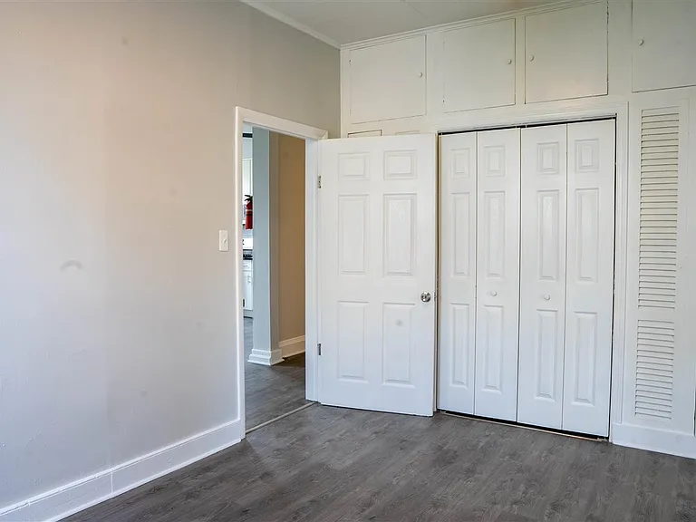426 13th St #2 — Photo 5
