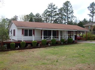 180 2nd St, Russellville, AL 35653