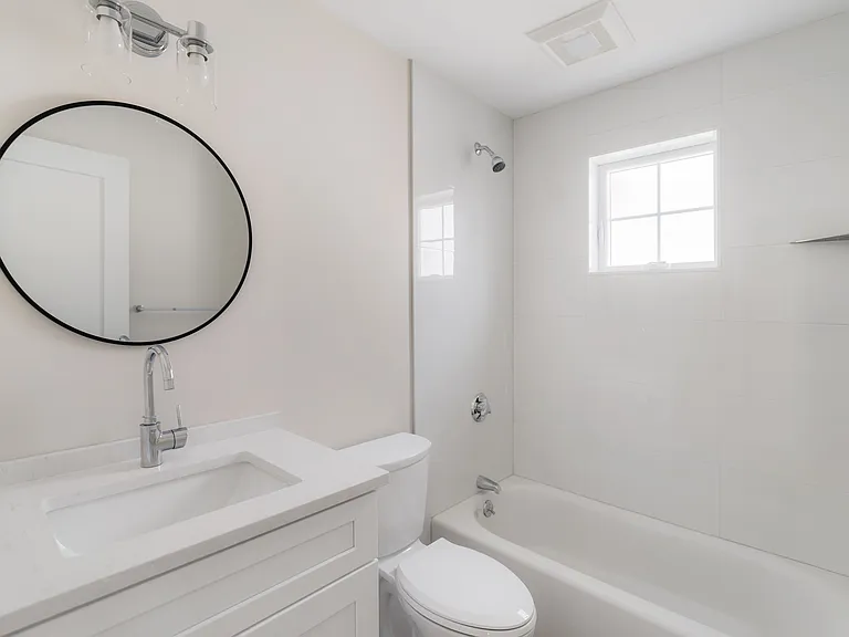 121 Fayette St #2 — Photo 4