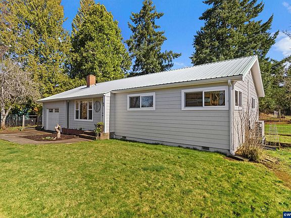 5th image of 34931 Meridian Rd