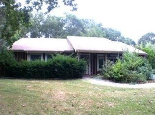 5 Northridge Dr, Coram, NY 11727