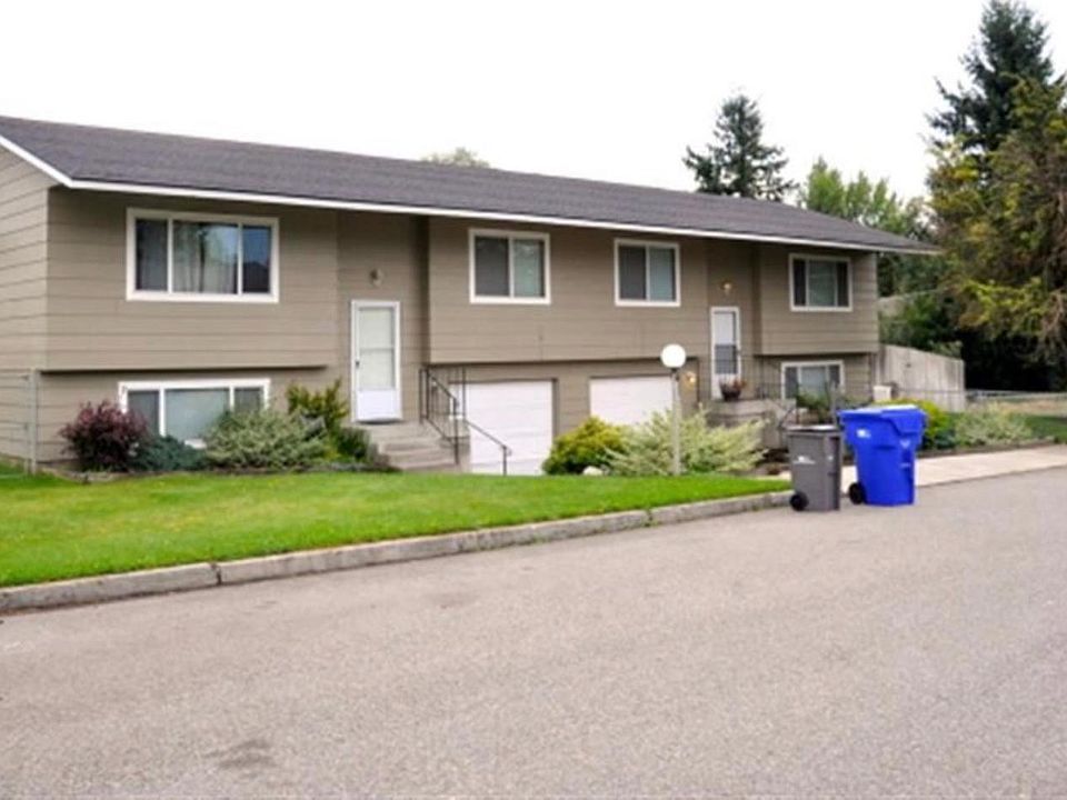 1st image of 2706 N Whipple Ct #2706