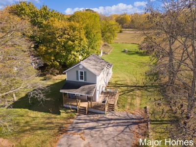 325 S Division St, Lowell, MI, 49331