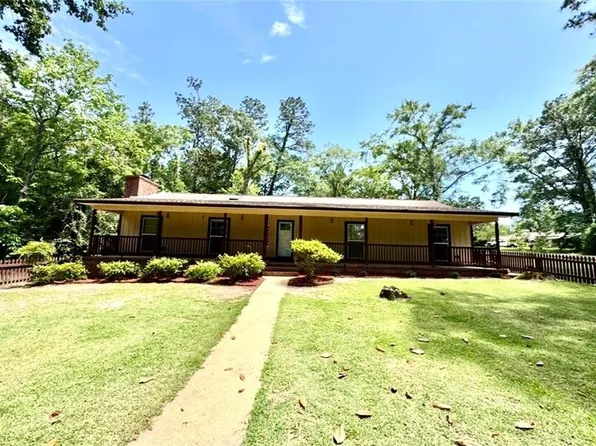 806 Lakeview Dr, Bay Minette, AL 36507