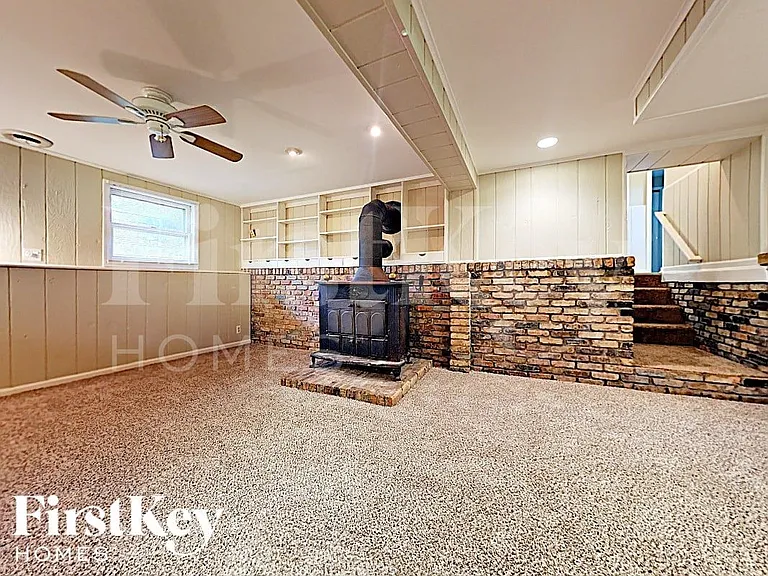 28W608 Bolles Ave — Photo 8
