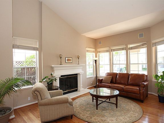 4th image of 5881 Assisi Ct